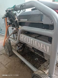Hyundai HGS3500 3kv generator for sale in mint condition