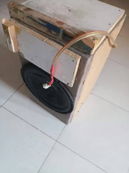 12inch subwoofer just like new slighty used 1