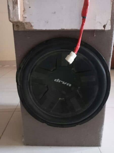 12inch subwoofer just like new slighty used 3