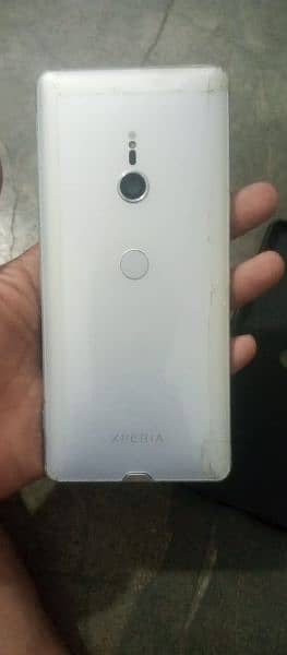 Xperia XZ3 4-64 pta approved 4