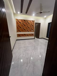 3 Bed Apartment For Sale In Gulberg Greens 0