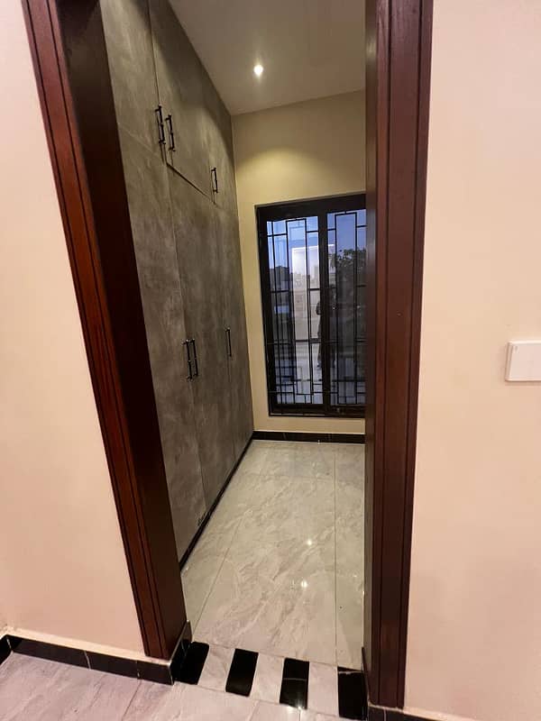 3 Bed Apartment For Sale In Gulberg Greens 7