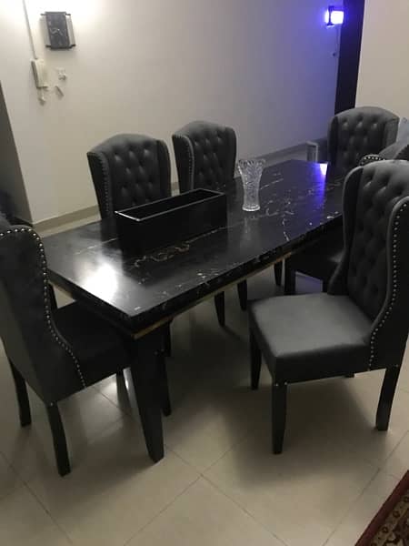 Dining table brand new 6 royal chairs and big table 4