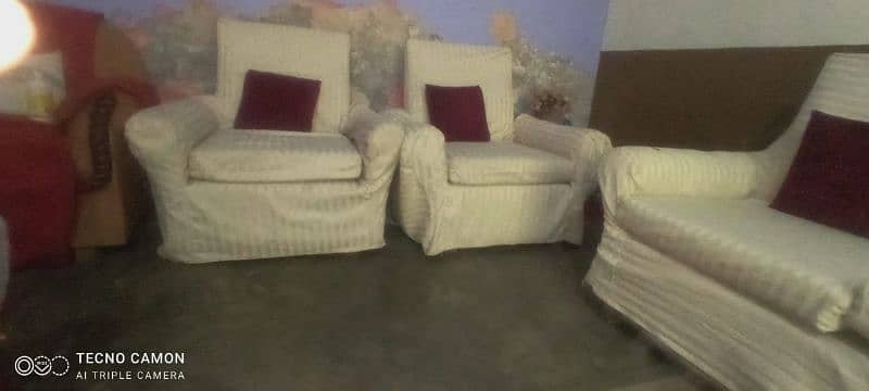 5 seater sofa set old style 2