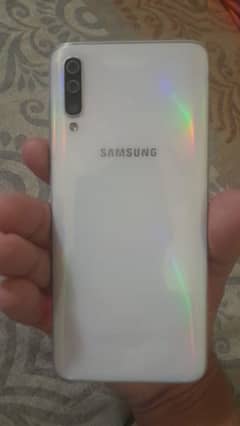 Samsung A70 0