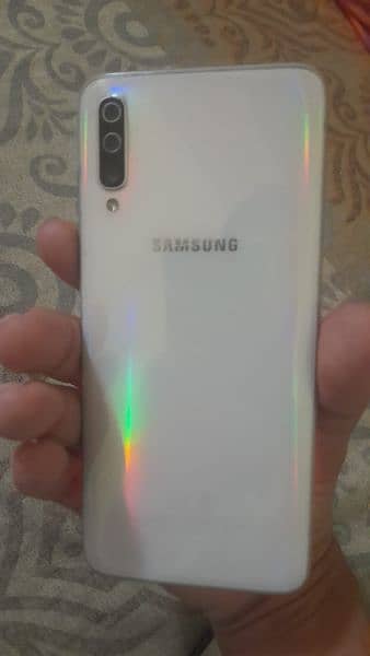 Samsung A70 1