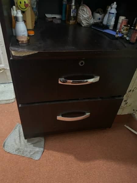 DRESSING TABLE FOR SALE 3