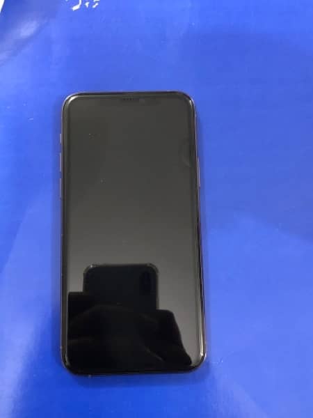 IPHONE 11 pro 64gb pta approved 1