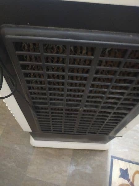 One Season Used ( 20 days) Air Cooler Energy Efficient. 2