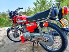 Honda 125cc 2016 model bike for sale WhatsApp number onhai03229844345)