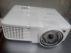 VGA and HDMI multimedia projectors available in wholesale price 0