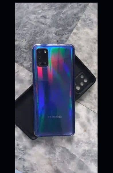 Samsung galaxy a31 10by10 with box 2