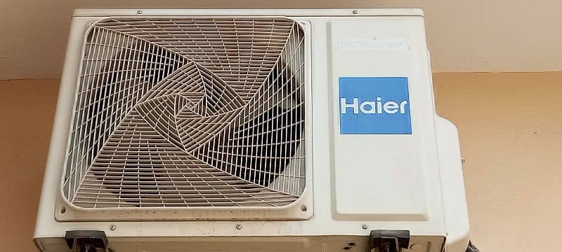 Haier 1.5 ton DC Invertor Heat & Cool urgent sale 3