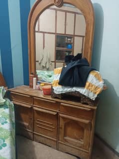 Bed and dressing table without matres