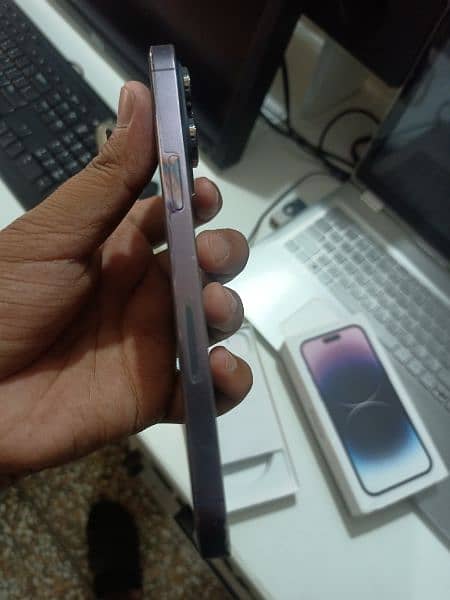 I phone 14 Pro max deep purple 256 GB 3