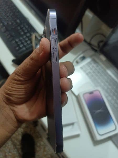 I phone 14 Pro max deep purple 256 GB 4
