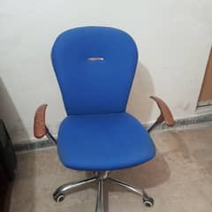 2 x computer chairs
