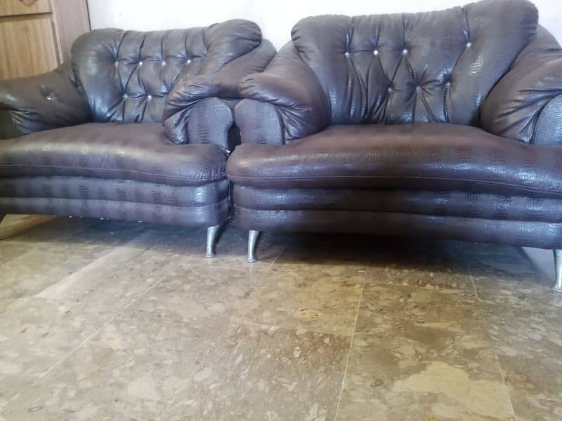 sofa set 5 seater in Good condition 8