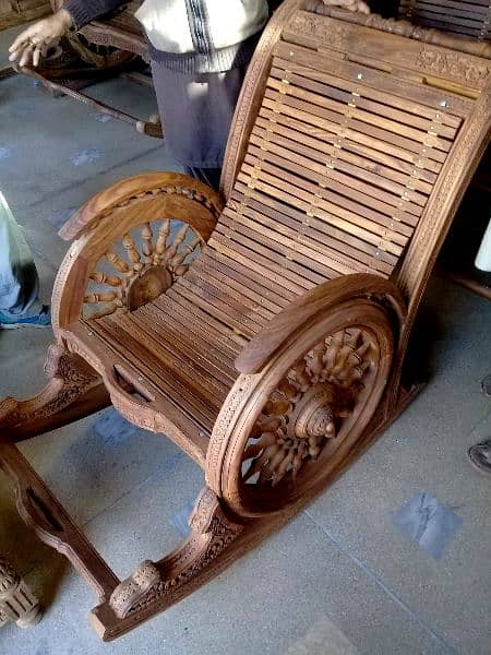 Rocking Chair/ Easy Chair. 1