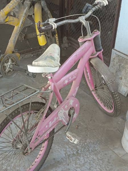 i am selling beautiful bicycle for girls for up to 12 years. 1