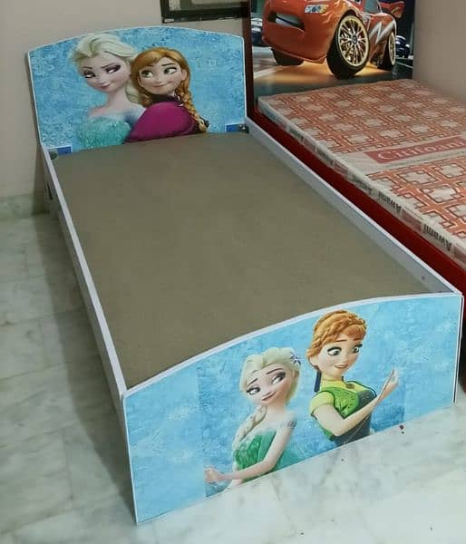 kids FROZEN theme bed without mattress 1