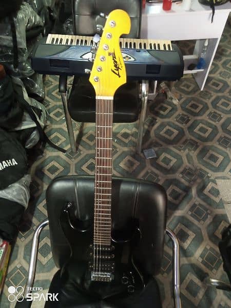 Luna Electric Guitar 1