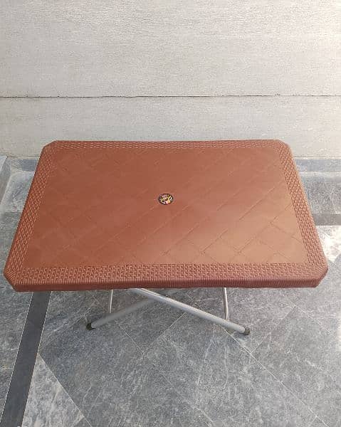 Plastic folding table Brown and Chocolate 4