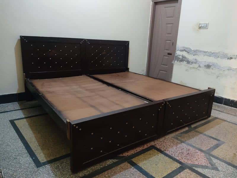 2 Single Beds 5