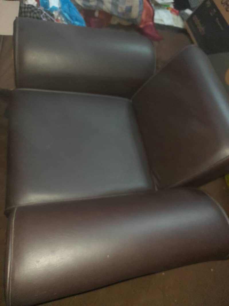 One Sofa Chair 3