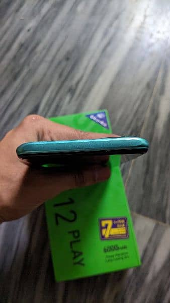 Infinix hot 12 play 4/64 green color with box 2
