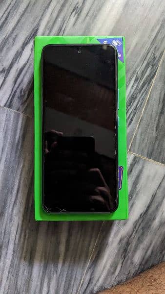 Infinix hot 12 play 4/64 green color with box 6
