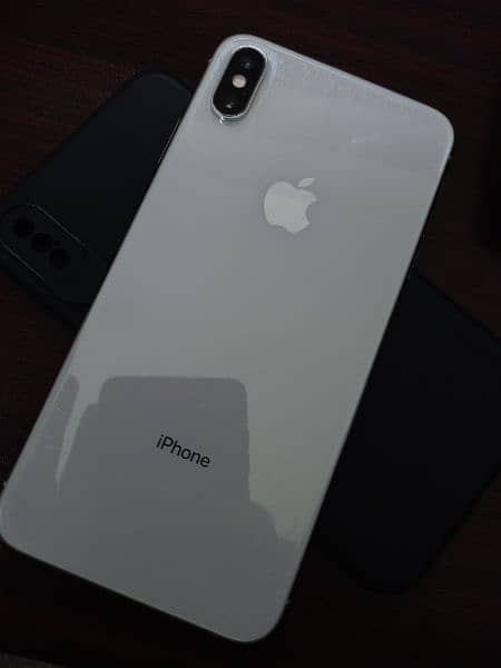 IPHONE XS MAX 1