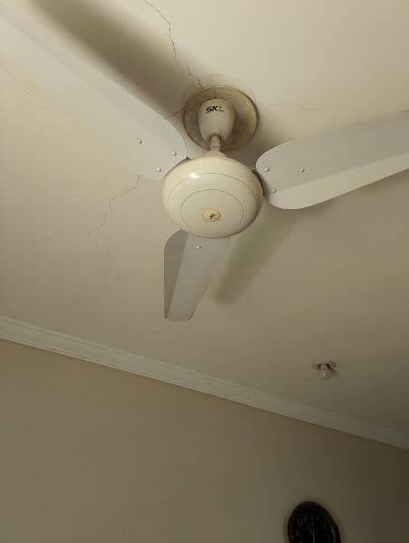 ceiling fans like new 1