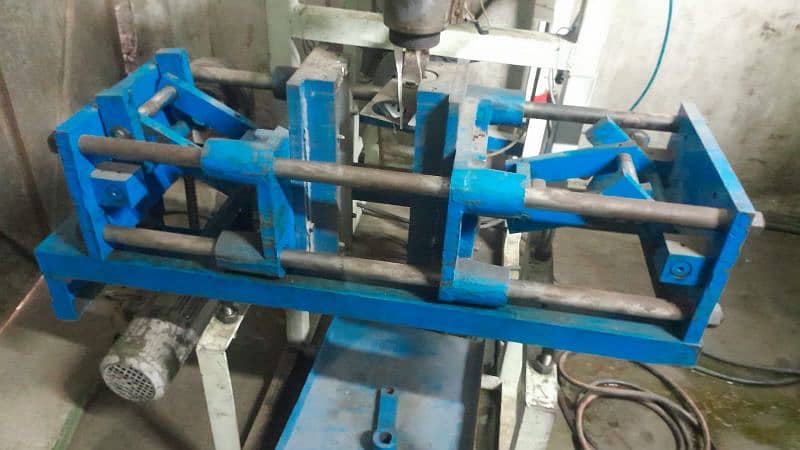 biluo molding masheen 100 gram Auto 1