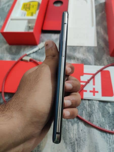 OnePlus 7T 8/128 GB (Complete Box) 3