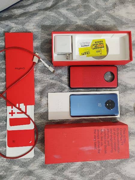 OnePlus 7T 8/128 GB (Complete Box) 7