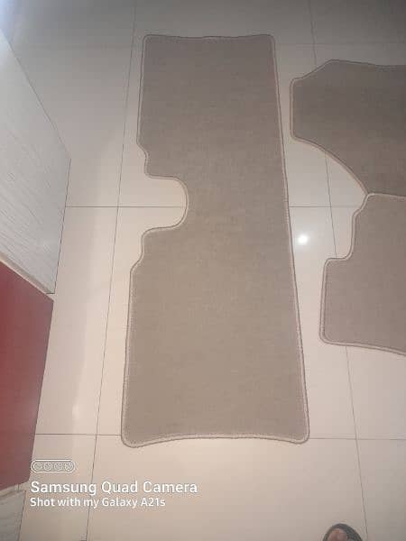 Yaris Floor Mat 1
