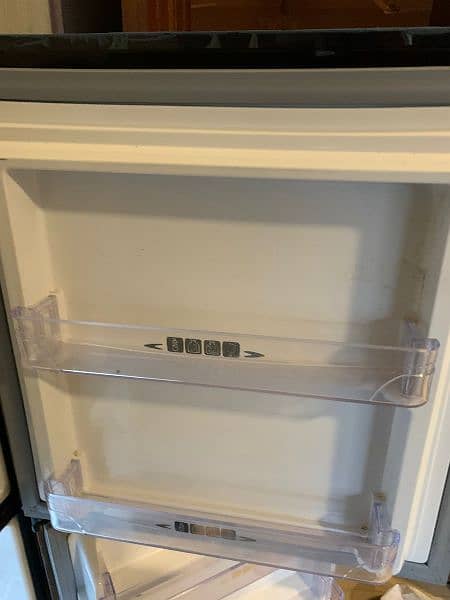 Dawlance Refrigrator 2