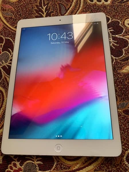Apple IPad Air available for sell 1