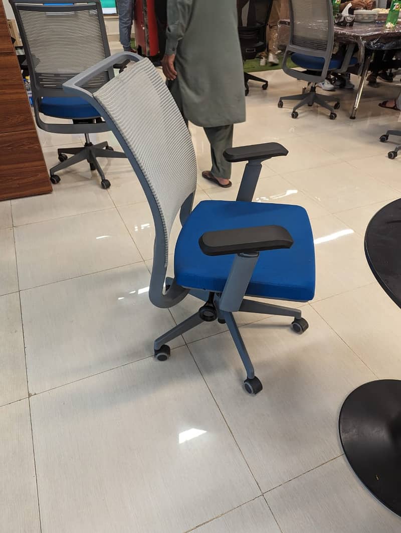Elegant Office Computer Chairs for Sale on Reasonable Rates 1