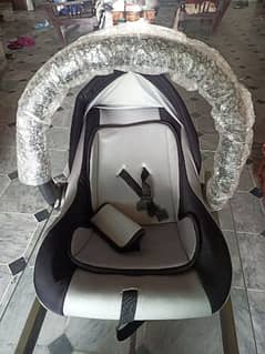 Baby cot Baby seat Baby carry seat | Rarely used only 1 defect