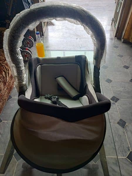 Baby cot Baby seat Baby carry seat |  Good Condition 5