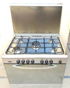 Imported Italian Cooking ranges with 5 Burners and a Baking Oven
