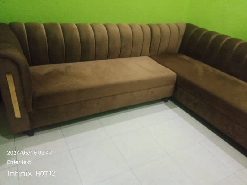 L shape new condition sofa set newly purchased 1