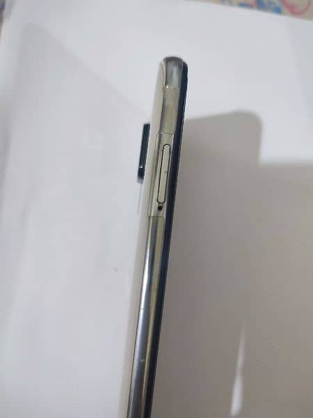 Xiaomi Redmi note 9s 5