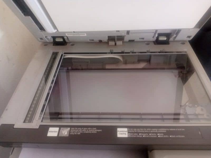 colour photocopier,printer, scanner Richo 305 4