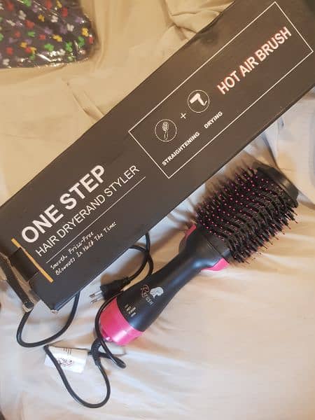 Hot Air Brush, hair dryer and straightener 0