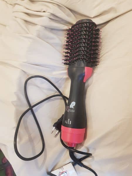 Hot Air Brush, hair dryer and straightener 1