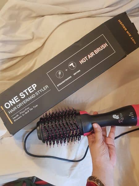 Hot Air Brush, hair dryer and straightener 3