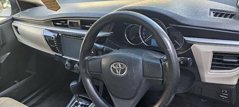Toyota Corolla GLI 2016 automatic 5